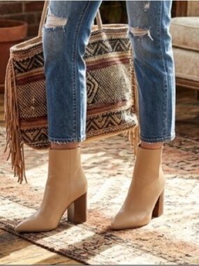 Nine West Leather Pointed-Toe Block Heel Ankle Boots size 7.5 NWT